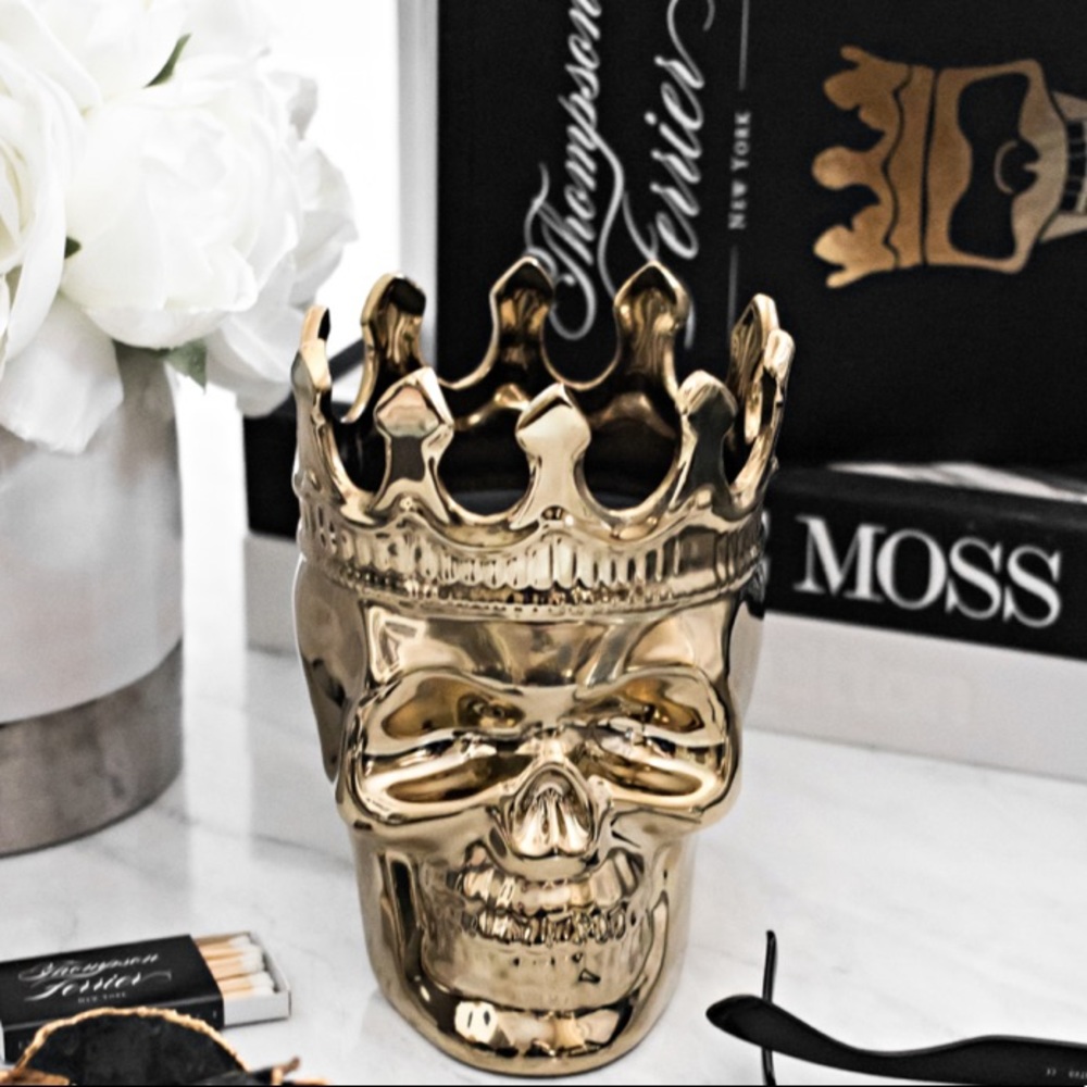 Monte Cristo Gold Skull Candle